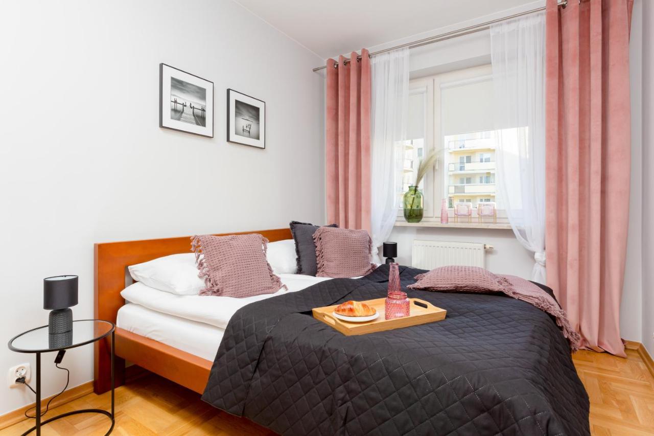 Mokotow Apartment Bluszczanska By Noclegi Renters ワルシャワ エクステリア 写真