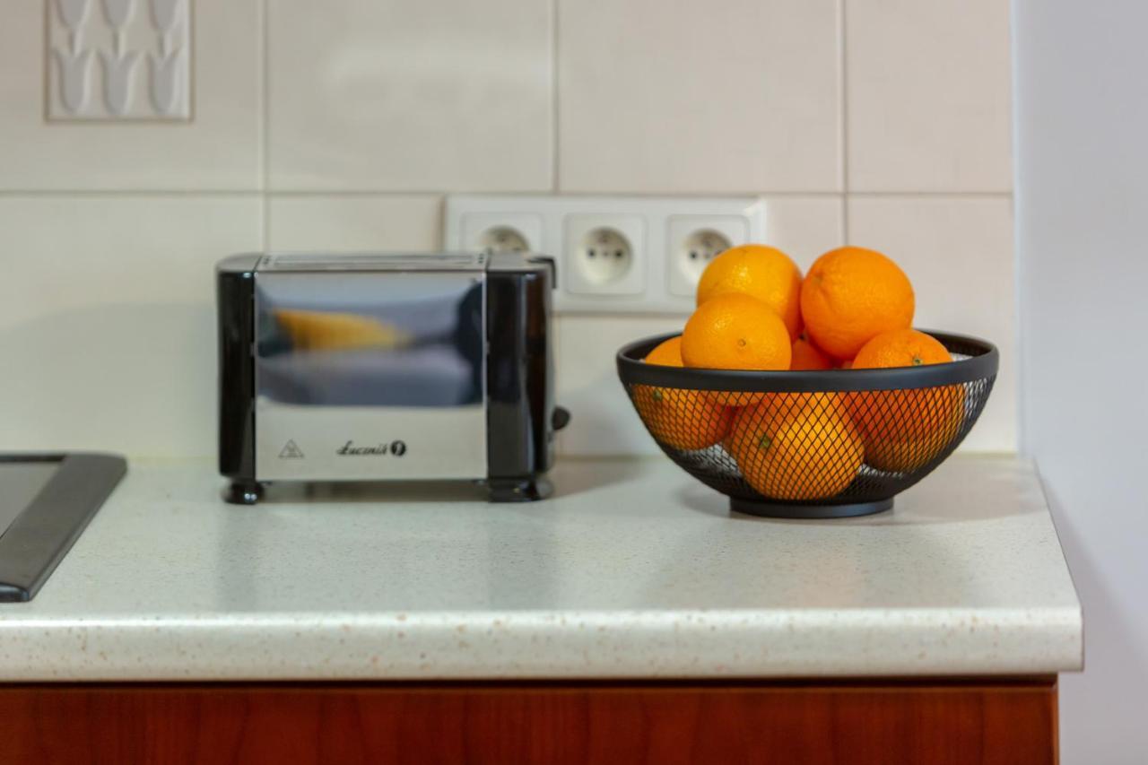 Mokotow Apartment Bluszczanska By Noclegi Renters ワルシャワ エクステリア 写真